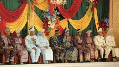 Di Rumah Rakyat, Lima Pasang Raja dan Ratu Sehari Rayakan Cinta di Hari Jadi Siak