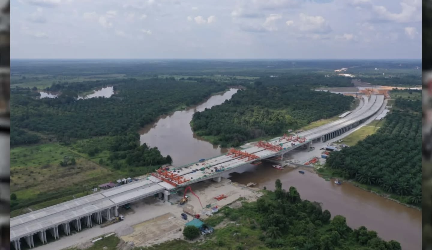 Jembatan Siak VI Resmi Tersambung, Tol Pekanbaru–Riau Kian Nyata Jembatan Siak VI Resmi Tersambung, Tol Pekanbaru–Riau Kian Nyata