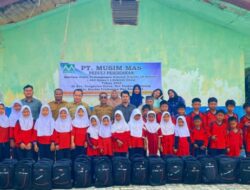 Sinergi CSR dan Pemerintah Daerah, PT Musim Mas Ringankan Beban Pendidikan Anak Sekitar Perusahaan
