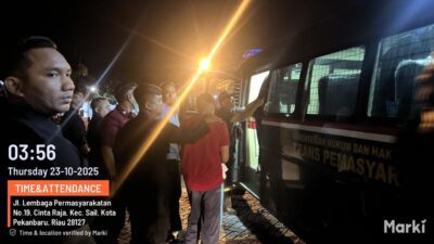 ba29b17f-6bb0-4b0d-bd34-e0f4f44e7bc3