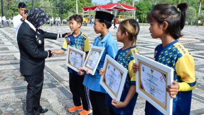 cce074c3-718b-44c9-b33e-4b2c725a9139