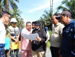 Bupati Siak Afni Fokus Bangun Jalan Antar Kampung, Target Selesai Akhir November