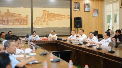 6e876d94-9211-46de-ad3f-7d061bdb8197