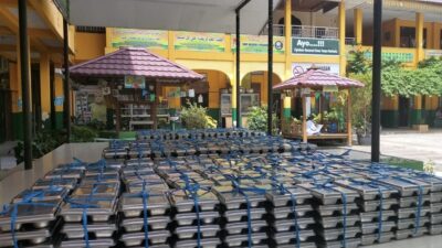 Siswa SMPN 1 Pekanbaru Nikmati Menu Bergizi Gratis Program Presiden Prabowo