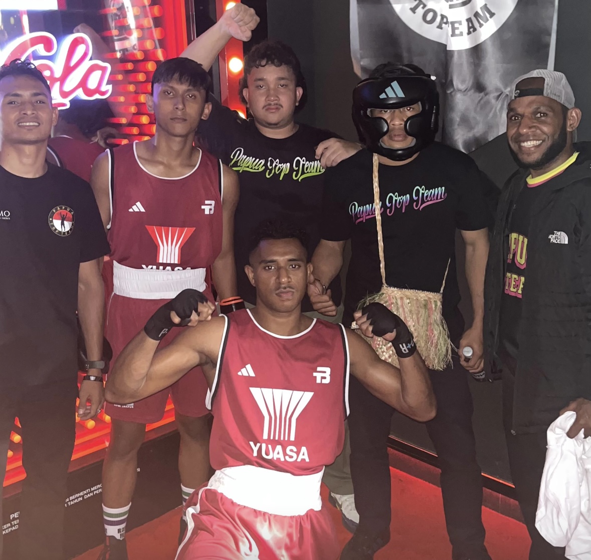 Alvi Arfaniar Raih TKO di Rookie Fight 2025, Pekanbaru Top Team Boyong Satu Kemenangan dari Jakarta