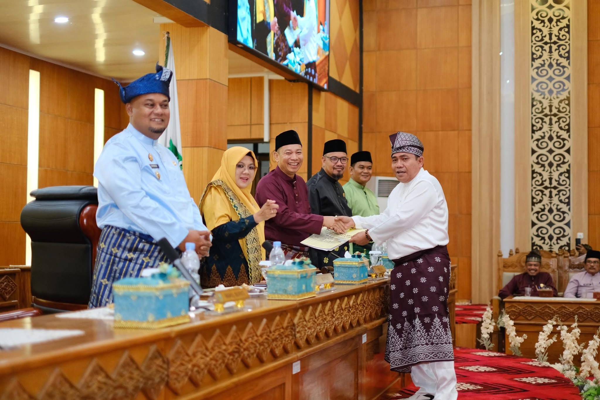 Dipimpin Ketua DPRD, Eksekutif dan Legislatif Siak Sahkan APBD 2026 Sebesar 2,3 Triliun