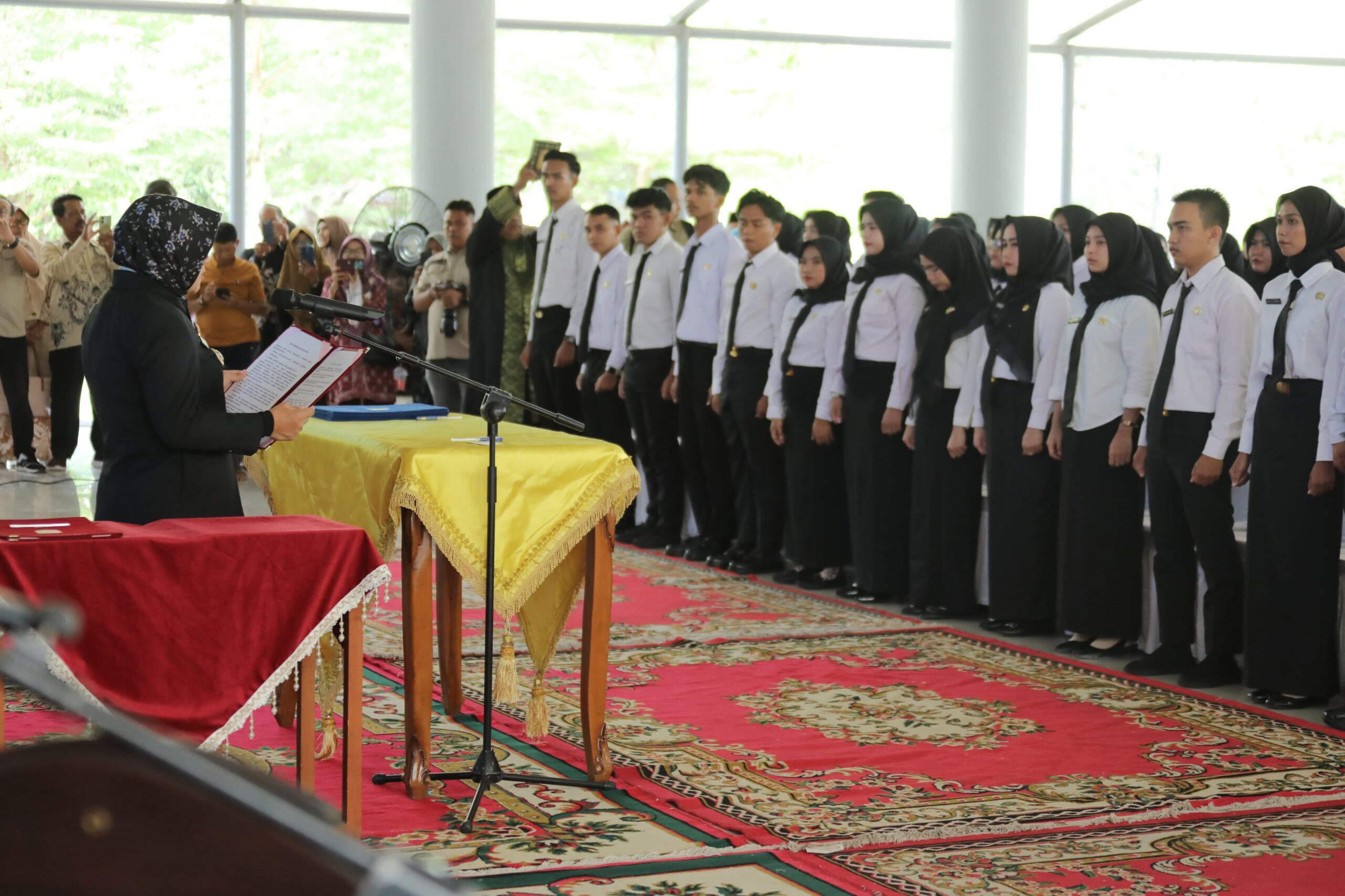 Bupati Afni Serahkan SK kepada 139 PPPK , Berikut ini Rincian dan Formasinya