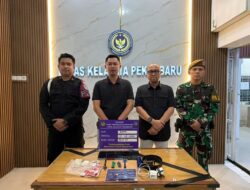 Hujan Deras Tak Halangi Lapas Pekanbaru Gelar Razia Mendadak di Kamar WBP