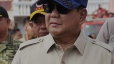 Tinjau Korban Banjir di Sumbar, Prabowo Bakal Sikat Pelaku Maling Uang Rakyat