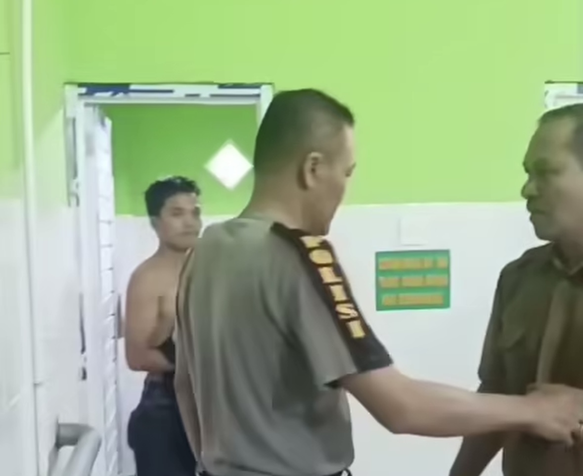 Digerebek di Toilet Masjid, Oknum Guru ASN di Padang Diduga Lakukan Perbuatan Asusila Sesama Jenis