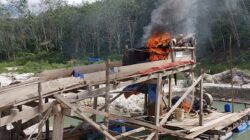 Aparat Gabungan Tertibkan 48 Rakit PETI di Lahan Aset Pemkab Kuansing