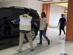 KPK Sisir Kantor Bupati Indragiri Hulu, Ruang Kerja Ade Agus Hartanto