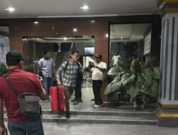 Pengembangan OTT Abdul Wahid, KPK Sita Uang Rp400 Juta Lebih dari Rumah Dinas Bupati Inhu