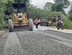 Jelang Idulfitri, Plt Gubri Pastikan Perbaikan Jalan Lintas Siak–Pekanbaru Selesai