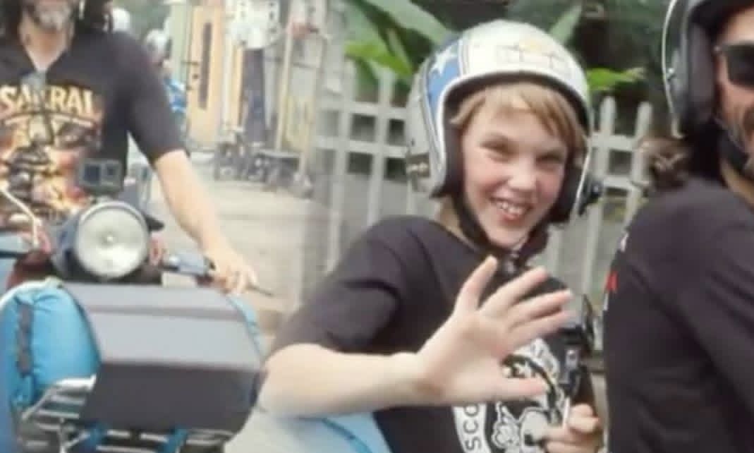 40 Ribu Kilometer Naik Vespa Tua: Ayah-Anak Tempuh Australia–Italia, Singgah di Jakarta