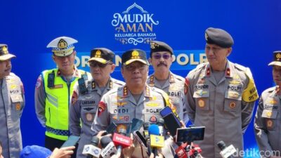 Wakapolri Komjen Pol Dedi Prasetyo saat Exposé bersama rekan media di Jakarta.