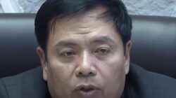 Ketua Komisi V DPR RI, Lasarus, kembali menyoroti tingginya harga tiket pesawat