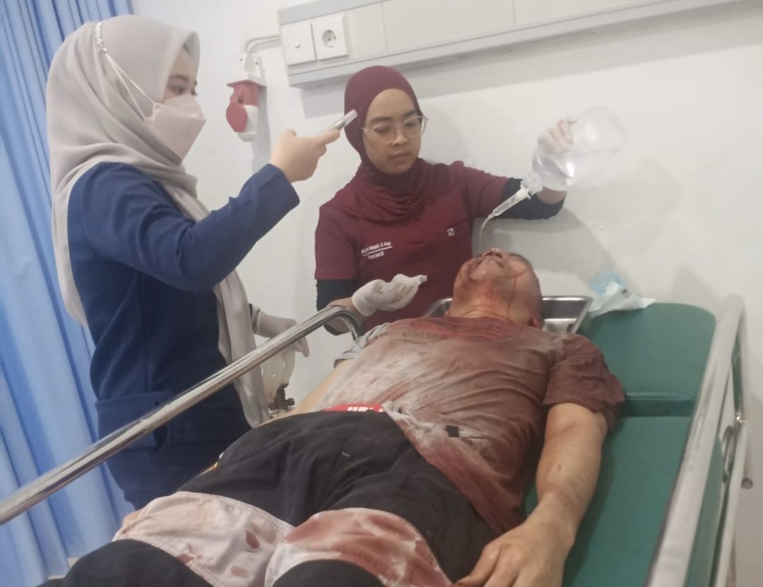 Pemilik Toko Ponsel di Siak Dibacok Hingga Kritis, Uang Ratusan Juta Raib
