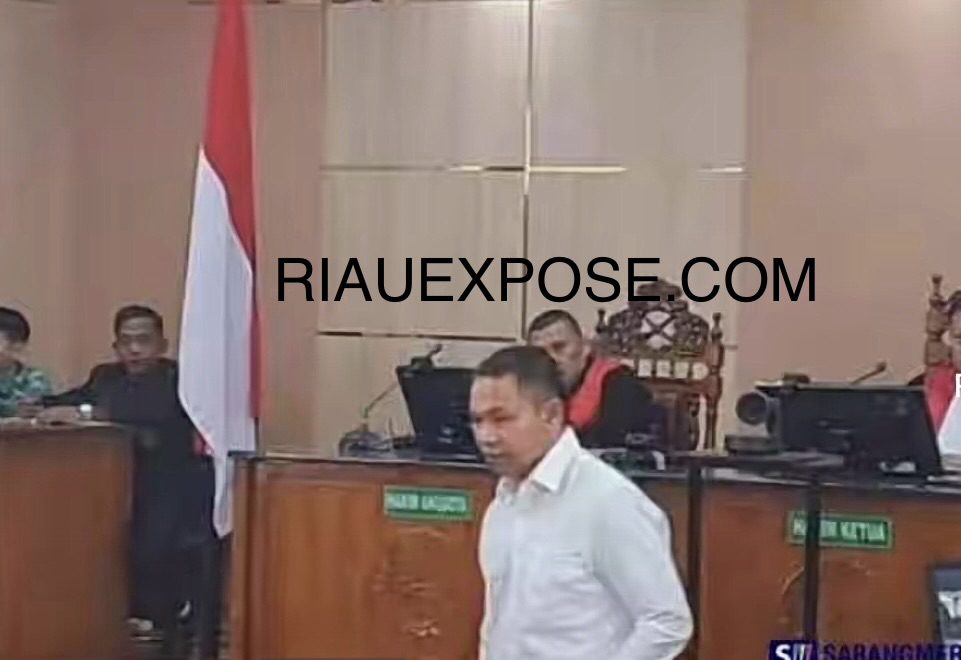 Gubernur Riau Non aktif Abdul Wahid jalani sidang perdana di PN Pekanbaru