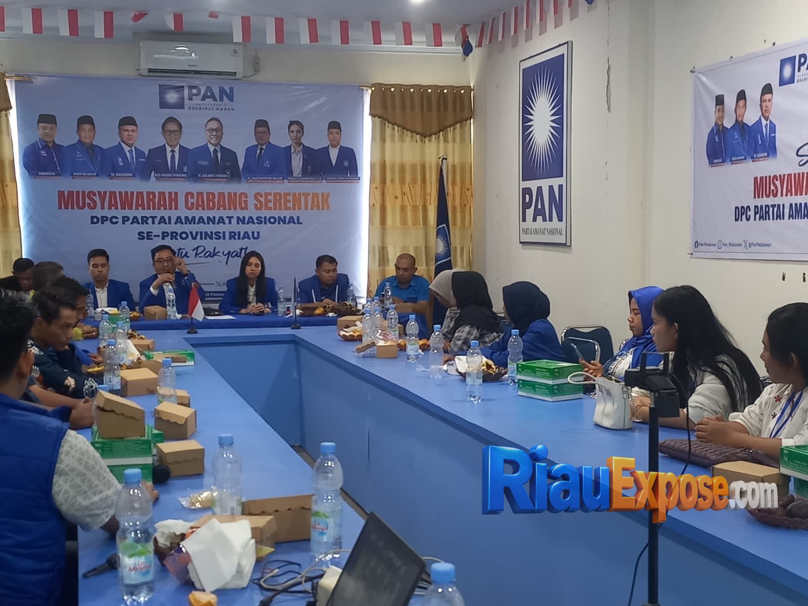 Dewan Pimpinan Cabang (DPC) Partai Amanat Nasional (PAN) se-Provinsi Riau menggelar musyawarah cabang secara serentak melalui virtual meeting
