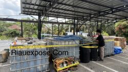 Satuan Reserse Kriminal (Satreskrim) Polres Pelalawan berhasil mengamankan barang bukti berupa lebih dari 12 ton bahan bakar minyak (BBM) jenis solar subsidi dalam pengungkapan kasus dugaan penimbunan ilegal.