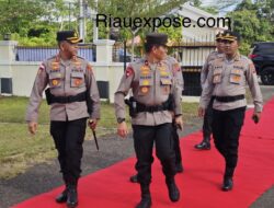 Wakapolda Sumbar Ingatkan Integritas dan Sentuhan Humanis Saat Kunjungan ke Mentawai