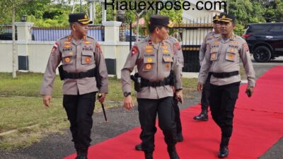 kunjungan kerja wakapolda Sumbar sekaligus memimpin apel pagi di Polres Kepulauan Mentawai, Sabtu (4/4/2026).