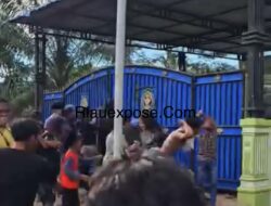 Emosi Warga Memuncak, Emak-emak Geruduk Rumah Bandar Narkoba di Panipahan