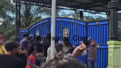 Emosi Warga Memuncak, Emak-emak Geruduk Rumah Bandar Narkoba di Panipahan