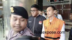 TAM Siapkan Surat ke PPATK, Tegaskan Marjani Kooperatif dan Bantah Aliran Dana Rp650 Juta 8 Usai sempat menggugat Komisi Pemberantasan Korupsi senilai Rp11 miliar, ajudan Gubernur Riau Abdul Wahid, Marjani, kini justru harus merasakan dinginnya sel tahanan KPK di Jakarta.