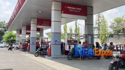 PT Pertamina (Persero) kembali melakukan penyesuaian harga bahan bakar minyak (BBM) non-subsidi yang berlaku mulai Sabtu, 18 April 2026.