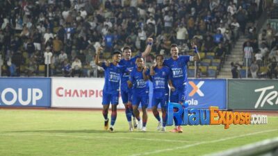 PSPS Pekanbaru akhirnya mematahkan perlawanan sengit Sumsel United lewat dua gol dramatis di menit akhir.