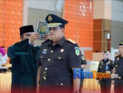 Resmi Dilantik, Adhi Prabowo Nahkodai Wakajati Riau Gantikan Posisi Edi Handojo