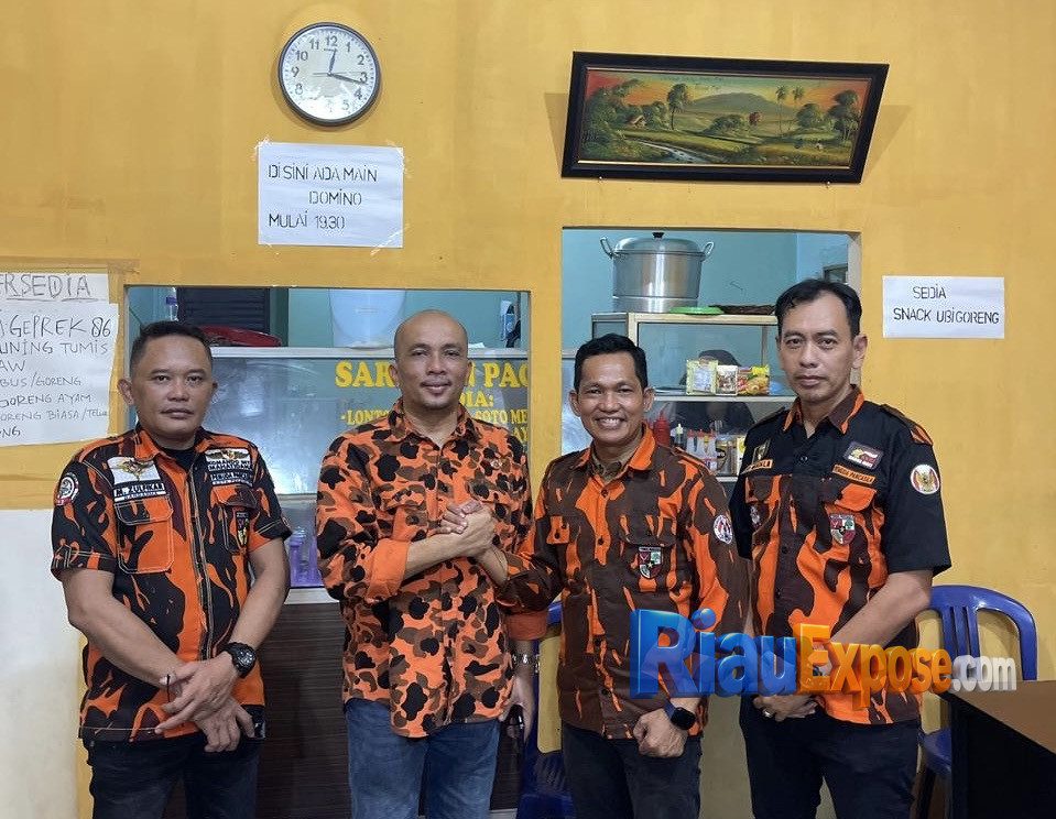 rapat koordinasi internal yang berlangsung penuh soliditas, dipimpin langsung oleh Komandan KOTI MPC PP Pekanbaru, Eri Bukit. Sabtu (18/4).