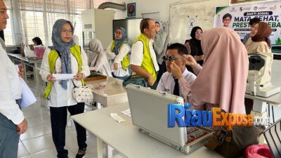Myopia Awareness Week 2026, organisasi profesi dokter mata itu turun langsung ke SMP 9 Pekanbaru-Riau