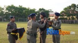Bintara Remaja Angkatan 53 Brimob Riau Resmi Ditempa Jadi Personel Elite Polri 9 penutupan Pembinaan Tradisi (Bintradisi) serta Latihan Kemampuan Brimob bagi Bintara Remaja Angkatan 53 lulusan SPN Polda Riau Tahun Anggaran 2025