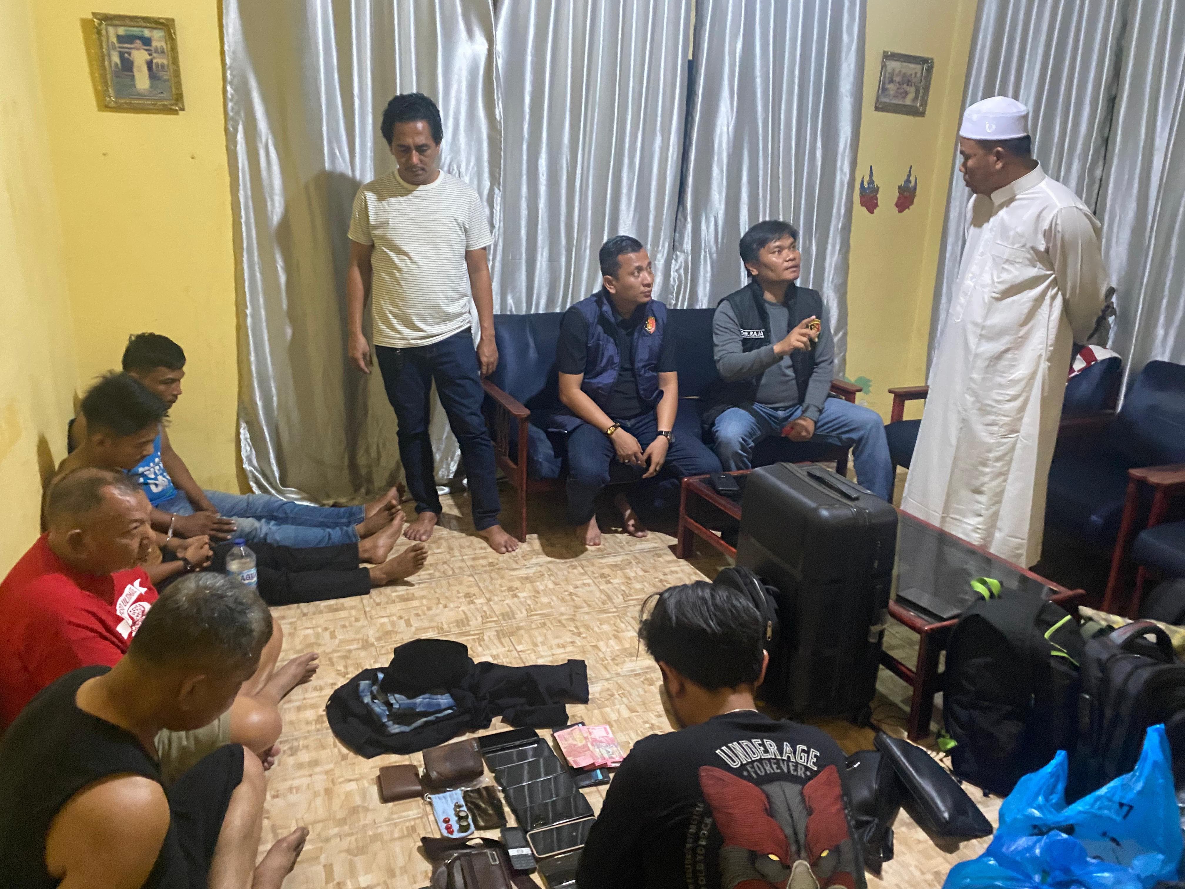 Pelarian Empat Pelaku Penipuan Batu Merah Delima Berakhir di Tangan Tim Opsnal Polres Siak