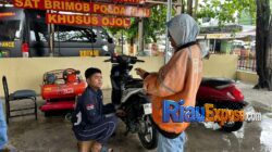 Kepedulian terhadap masyarakat kembali ditunjukkan oleh Satuan Brimob Polda Riau melalui program bengkel motor gratis yang dikhususkan bagi pengemudi ojek online