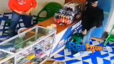 perampokan terjadi di sebuah kios Brilink di Desa Bathin Sobanga, Kecamatan Bathin Solapan, Kabupaten Bengkalis