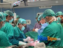 Tim Dokter RSUD Arifin Achmad Riau Sukses Lakukan Operasi Bypass Tanpa Mesin