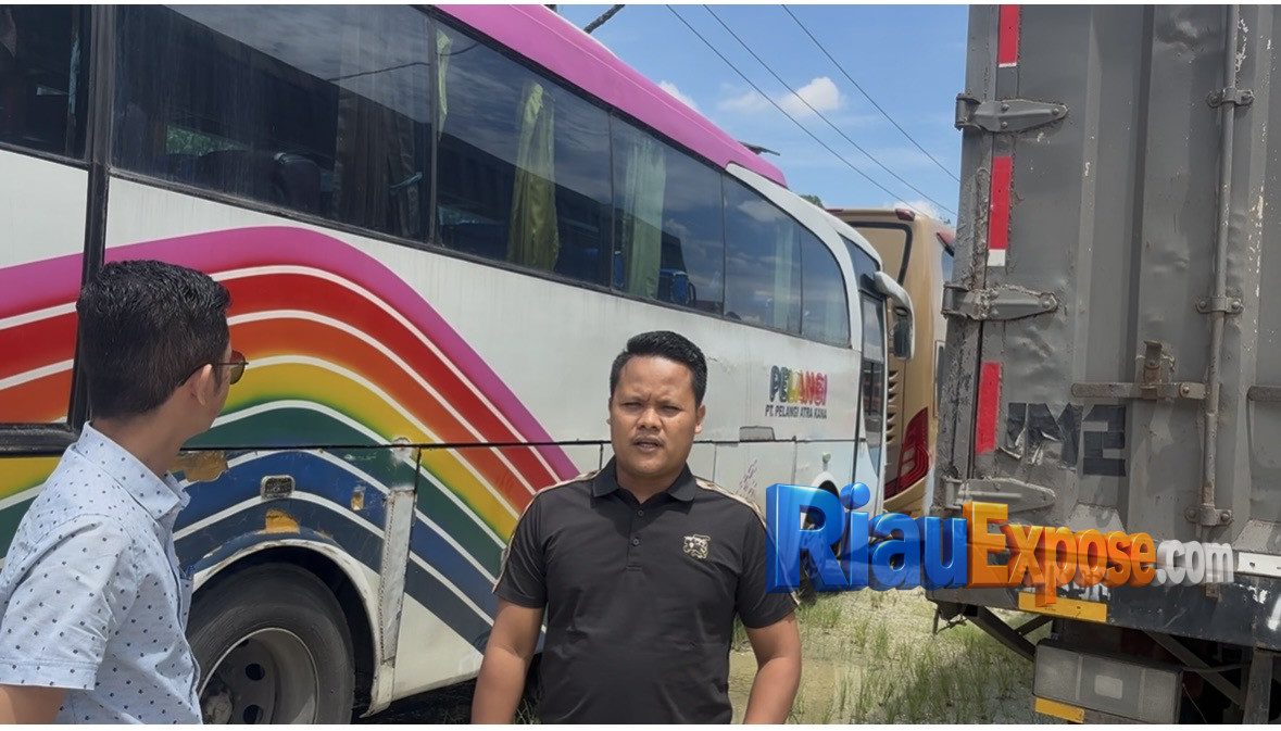 ahli waris korban melalui kuasa hukum dari Kantor Hukum IARC meminta pihak PO Bus Pelangi segera duduk bersama mencari solusi damai serta memberikan santunan kepada keluarga yang ditinggalkan