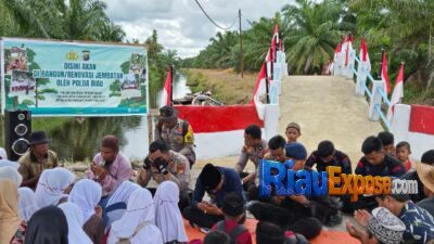 Brimob Polda Riau Wujudkan Akses Pendidikan Aman Melalui Jembatan Merah Putih Presisi
