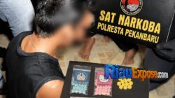 Tim Satres Narkoba Polresta Pekanbaru membongkar jaringan peredaran sabu dan pil ekstasi