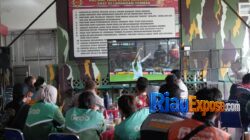 Kapolda Riau Perkuat Kedekatan Polri dan Masyarakat Lewat Nobar Piala Dunia