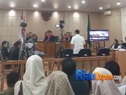 SF Hariyanto Buka Suara di Pengadilan: Polda Riau Tak Pernah Minta Renovasi Rumah Dinas