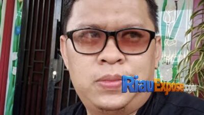 Larshen Yunus ditahan Polresta Pekanbaru