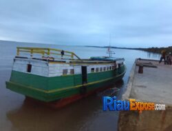 Kapal Gratis Mulai Berlayar ke Teluk Lanus, Bupati Siak: Negara Harus Hadir Hingga Wilayah 3T