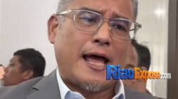 PH Hadirkan Ahli Pidana UMJ: Tidak Terdapat Bukti yang Cukup, Abdul Wahid Layak Dibebaskan 5 Ahli Pidana UMJ Chairul Huda berikan pendapat di sidang Abdul Wahid