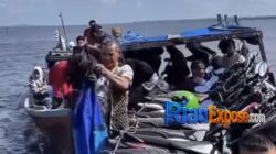 Pompong Bocor di Perairan Pulau Bengkalis, Puluhan Penumpang Panik