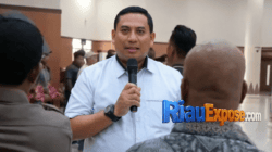 Sekwan DPRD Riau Lapor ke Polda, CCTV Jadi Pintu Masuk Polisi Ungkap Pelaku Kericuhan 5 Dirreskrimum Polda Riau Kombes Pol Hasyim Risahondua menjelaskan penanganan laporan Sekwan DPRD Riau terkait kericuhan rapat anggaran.